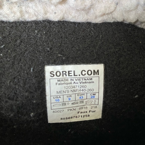 Sorel Waterproof snow boot used 1 season. USA size 10 - Picture 8 of 10